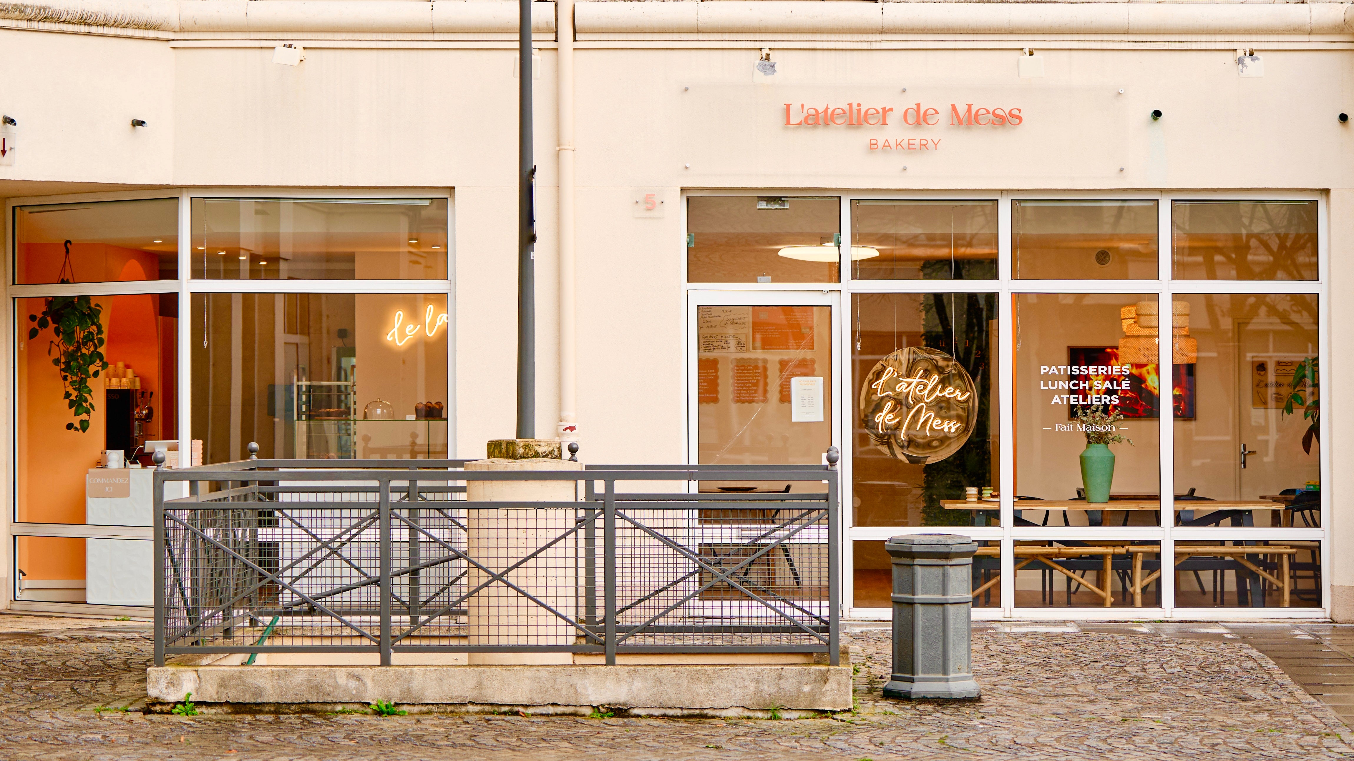 L'atelier de Mess Bakery